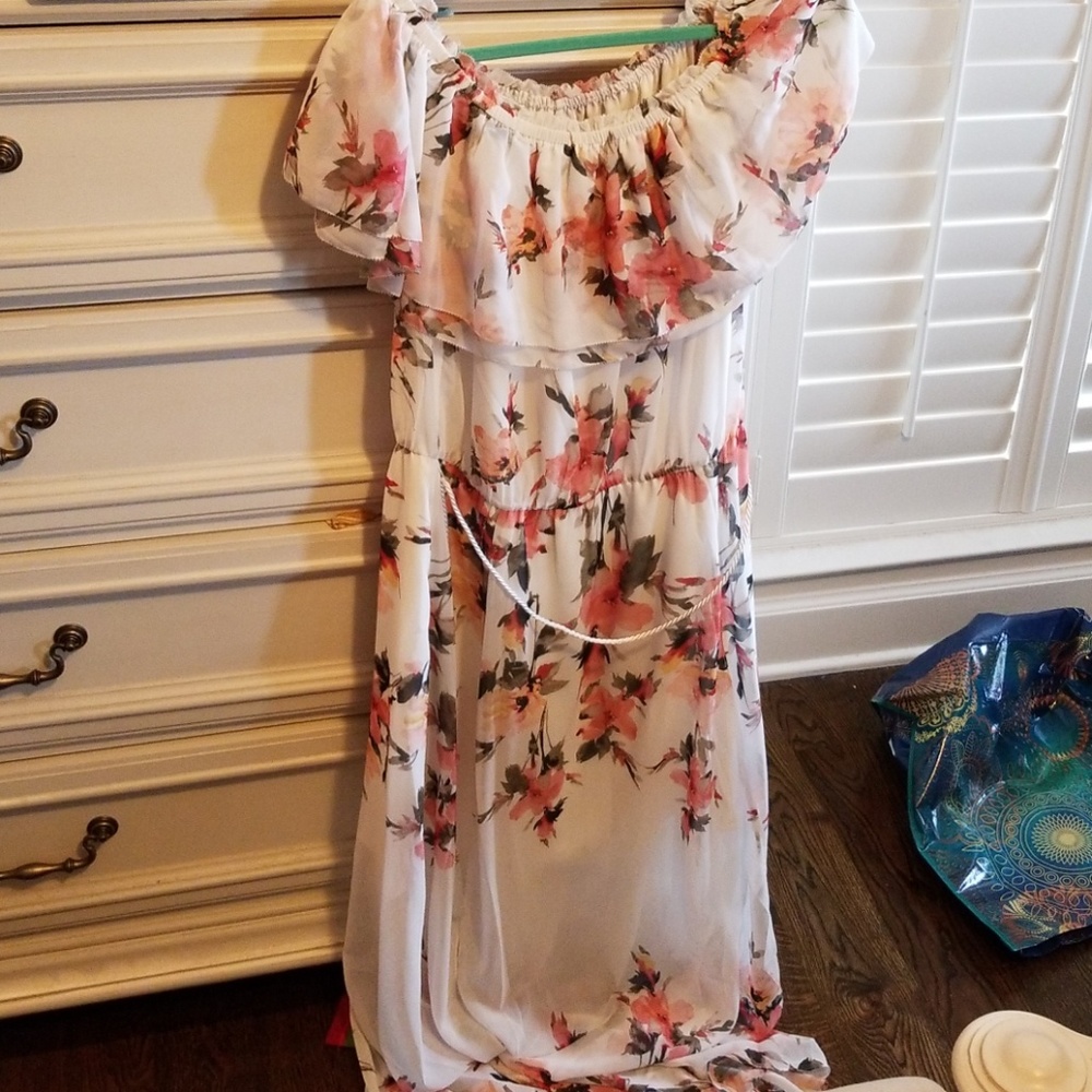 White House Black Market Flower Dress